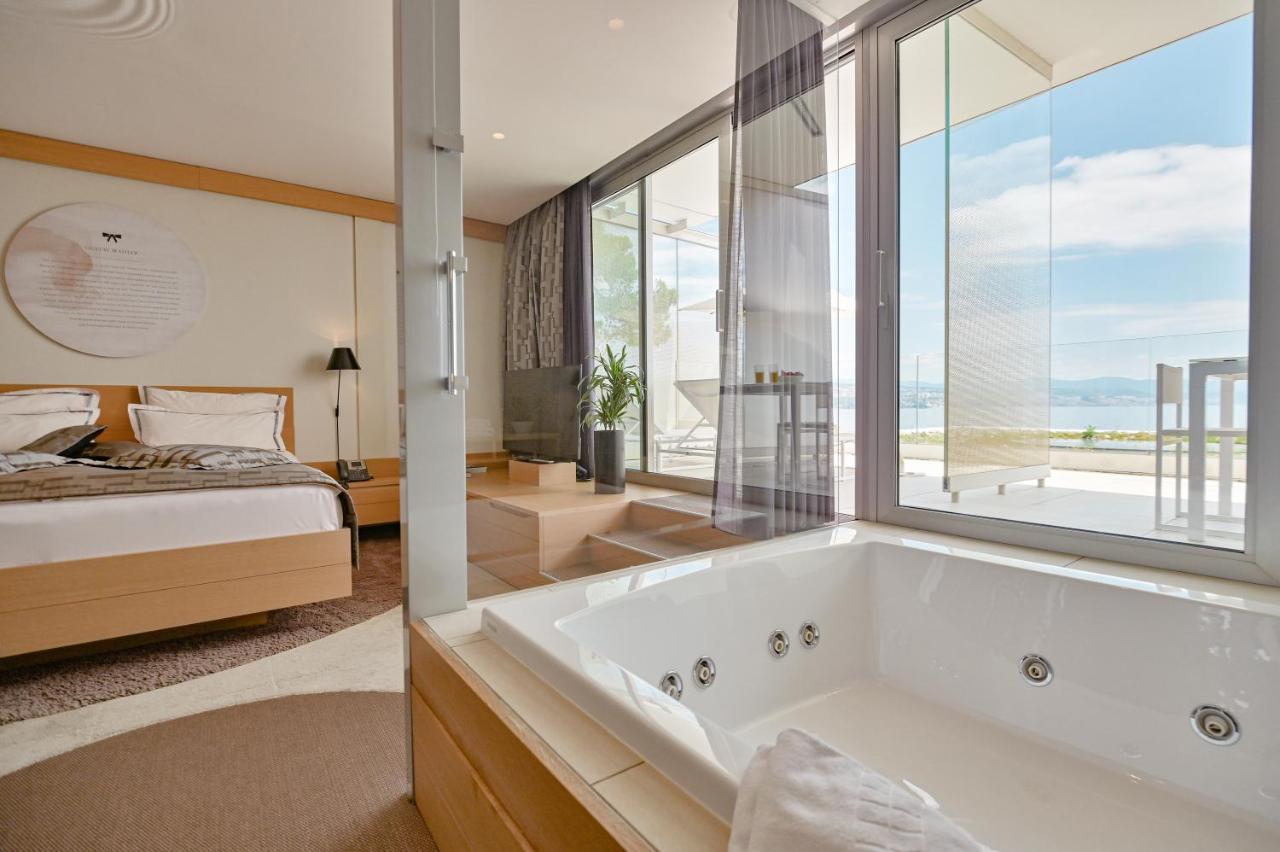 Bevanda Hotel & Restaurant - Unique Adriatic Опатия Экстерьер фото
