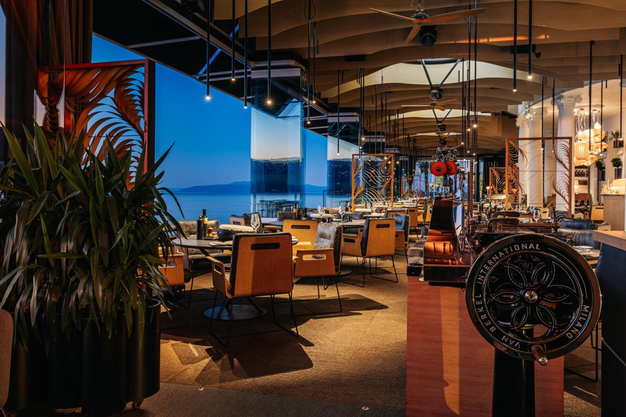Bevanda Hotel & Restaurant - Unique Adriatic Опатия Экстерьер фото